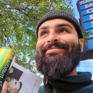 Meet your Posher, Nizar